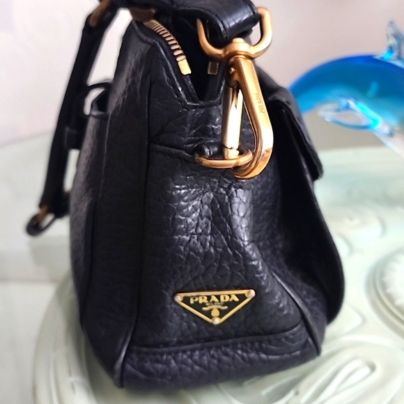 Prada shoulder bag and dust bag - Picture 1 of 16